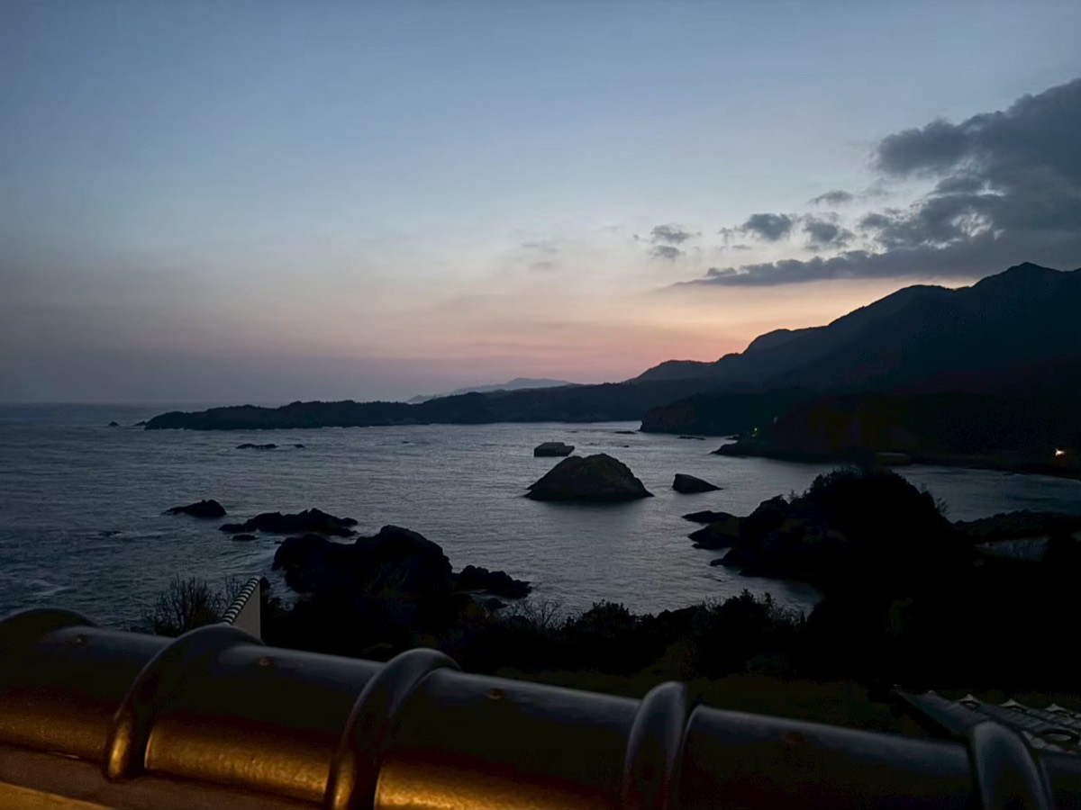 日本海の夕暮れ