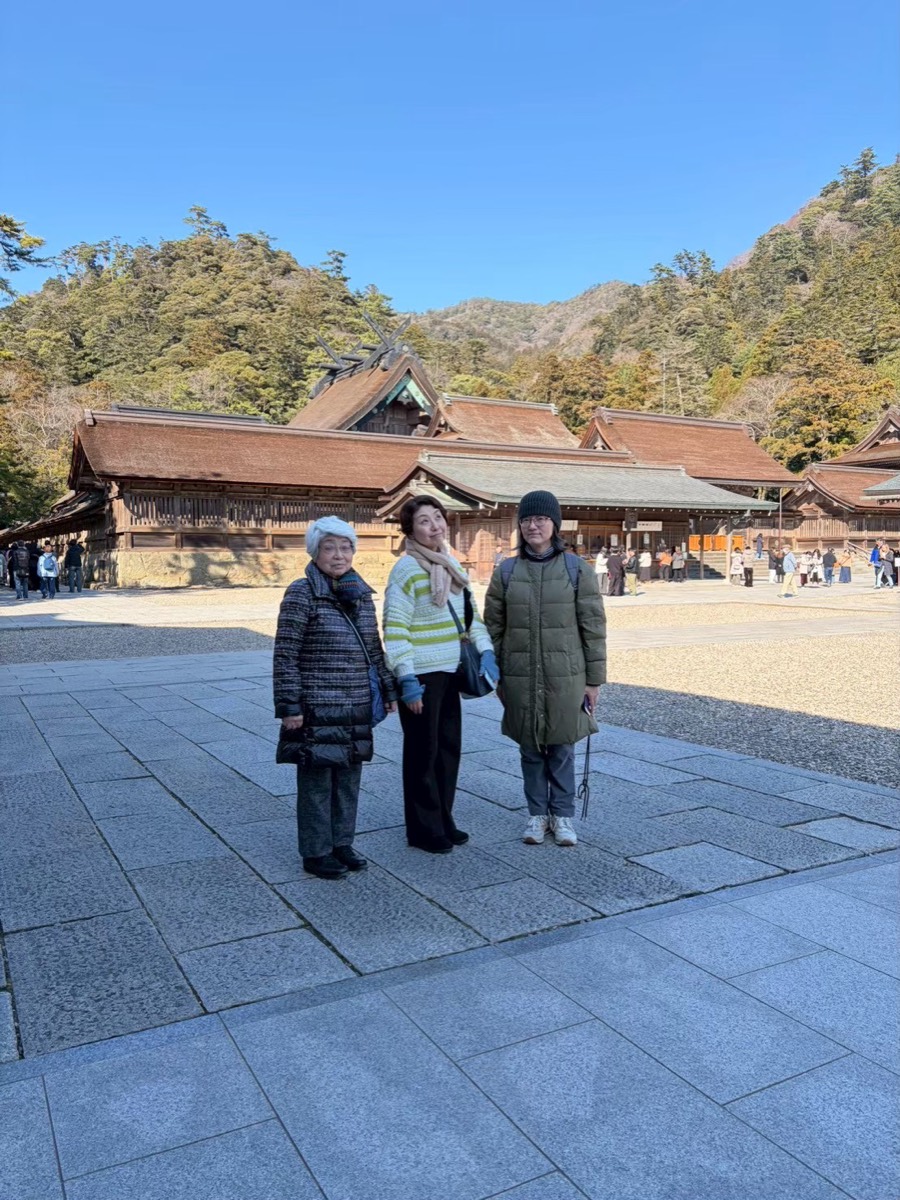 出雲大社 本殿前